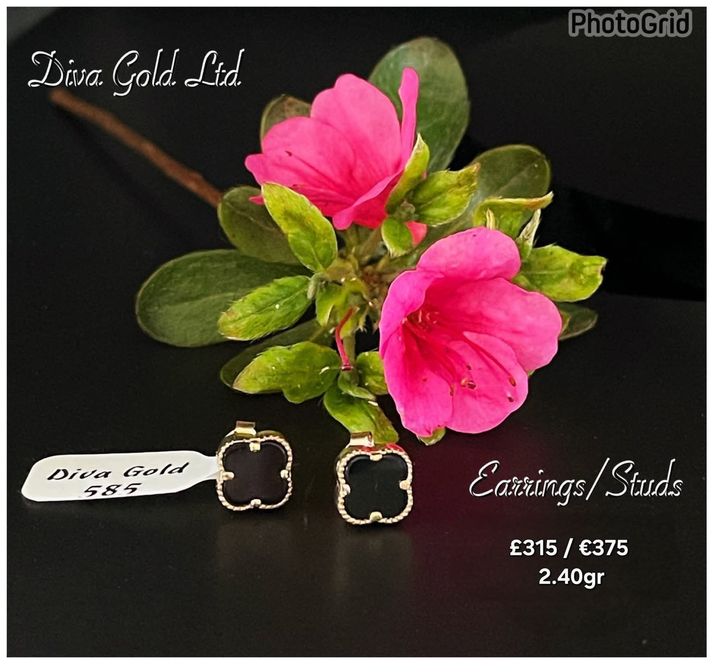 Stud black clover gold earrings.
