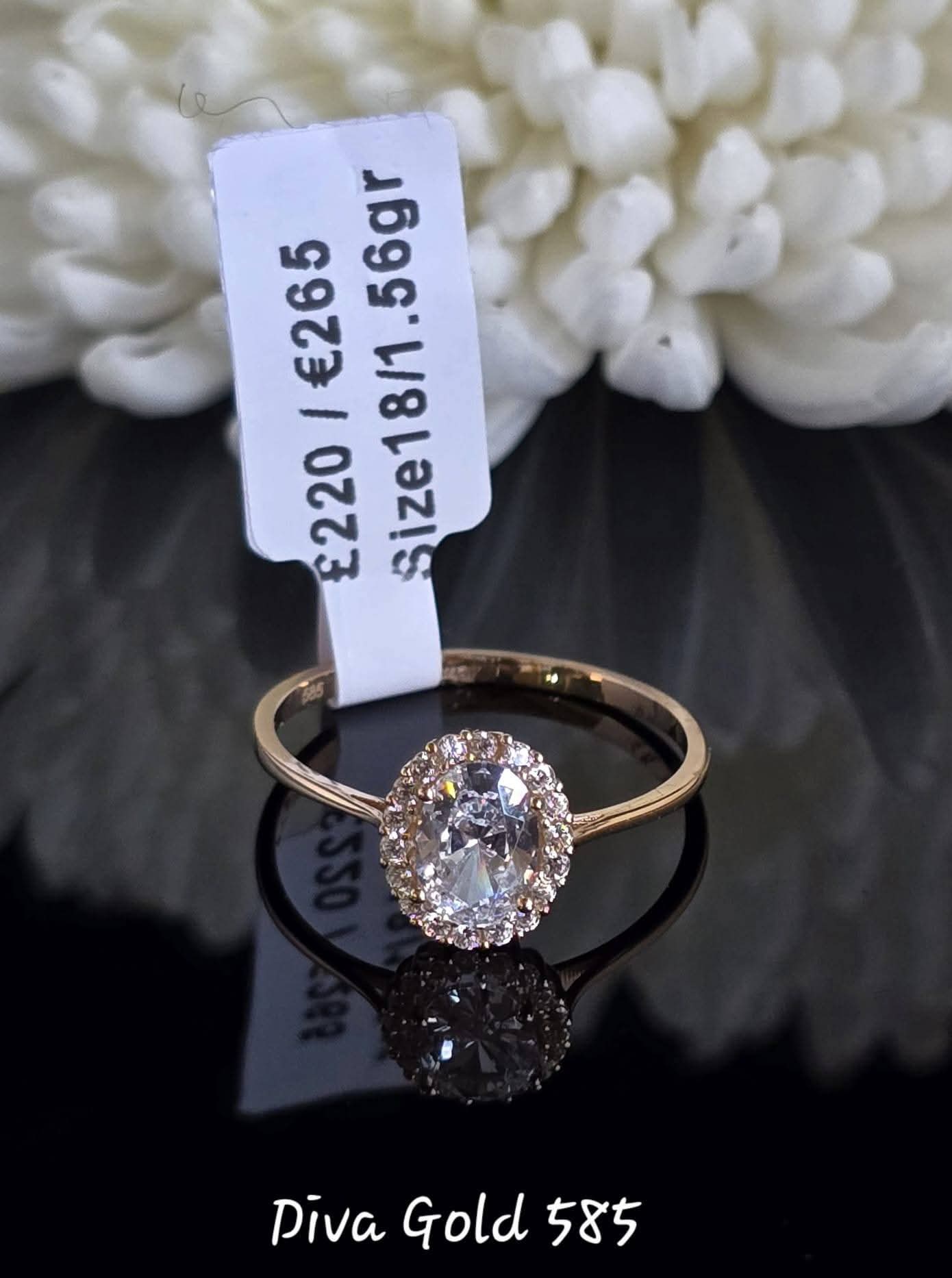 Gold women Ring.Size 18