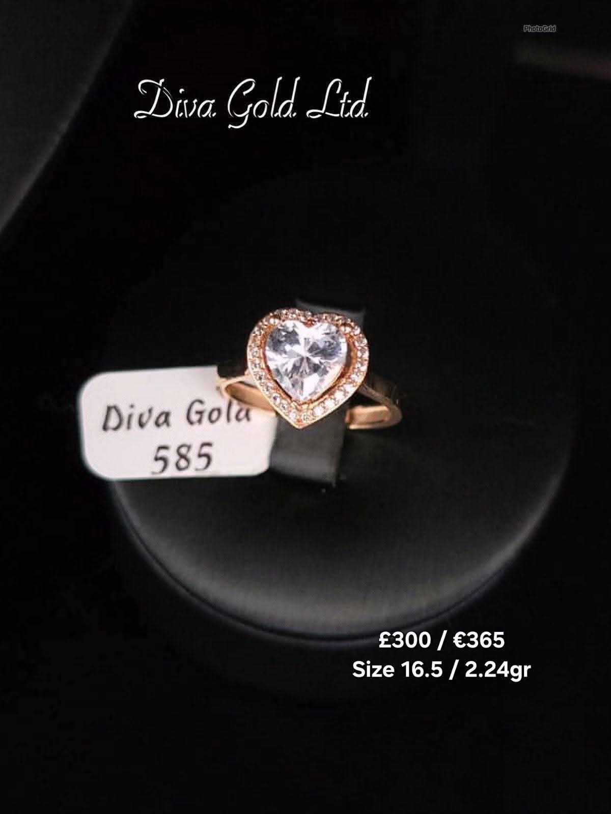 Gold women heart ring / white zircon stones. Size 16.5
