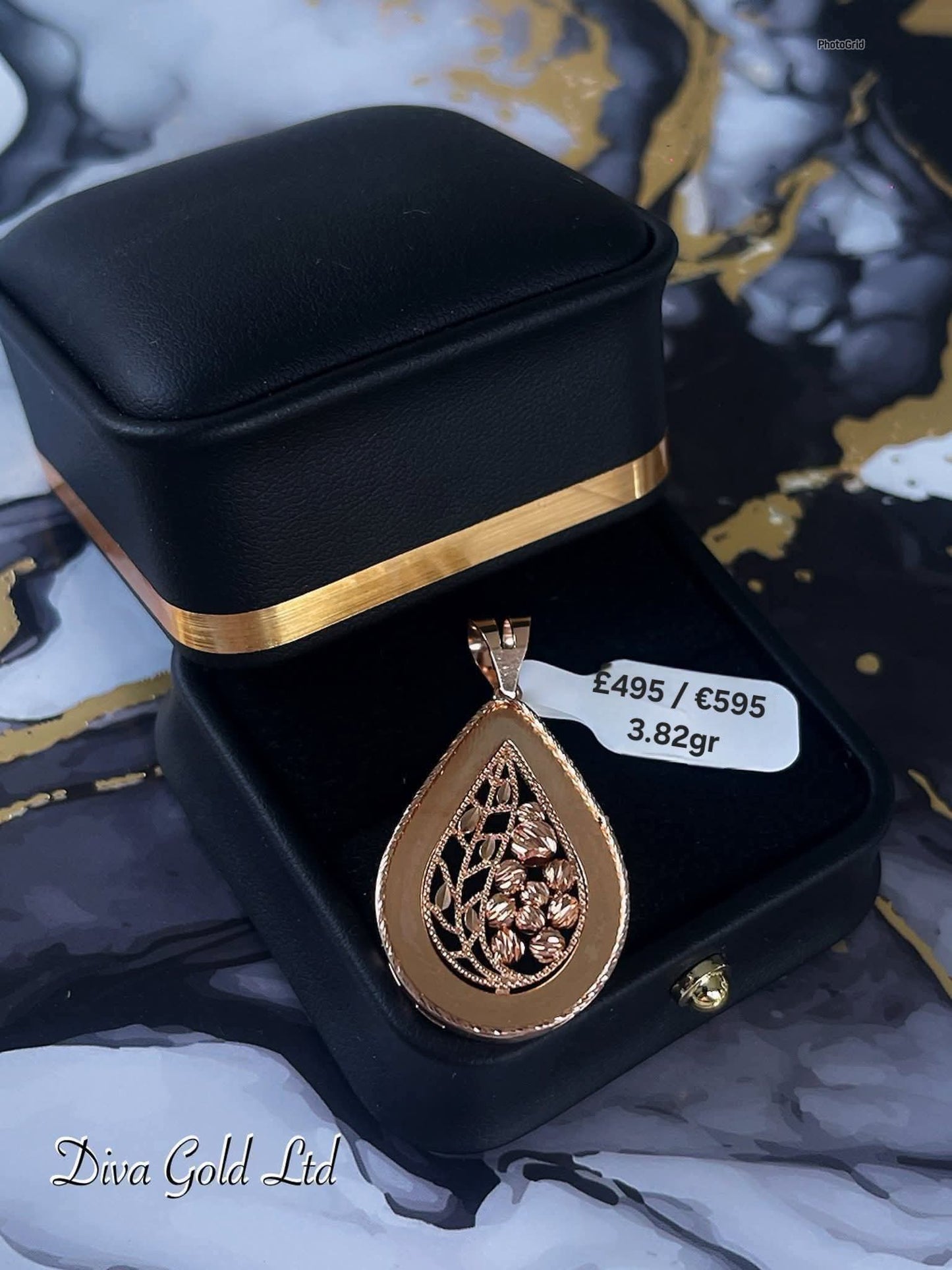 585 Gold pendant. 3.82gr