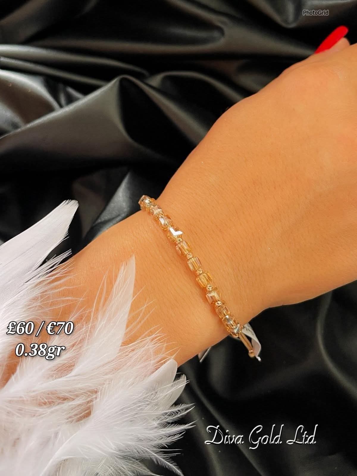 thread bracelet with 585 gold details. 0.38gram