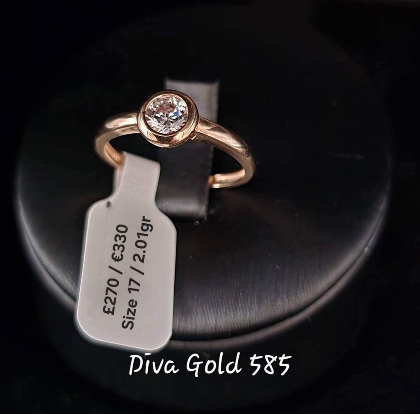 Gold women ring.Size 17