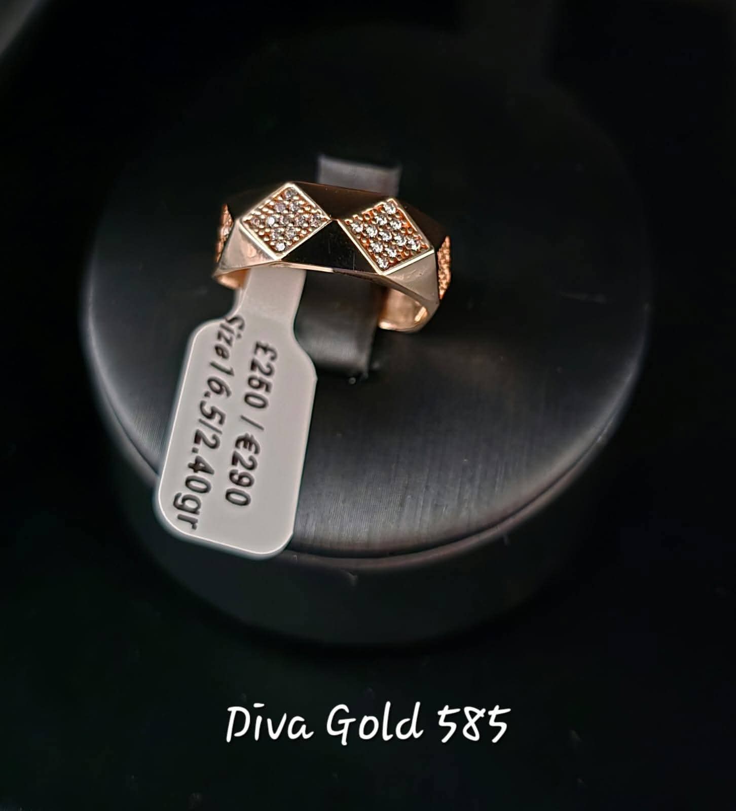 Gold 585 rings size 16.5