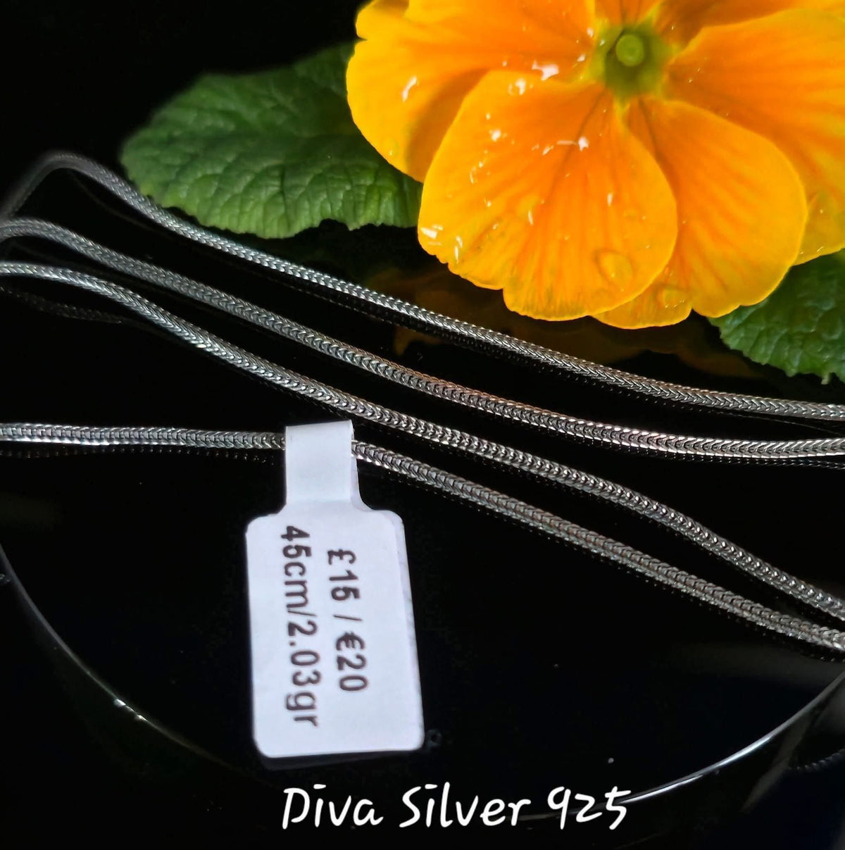 925 Sterling Silver Herringbone-Style Chain – 45cm – 2.03g