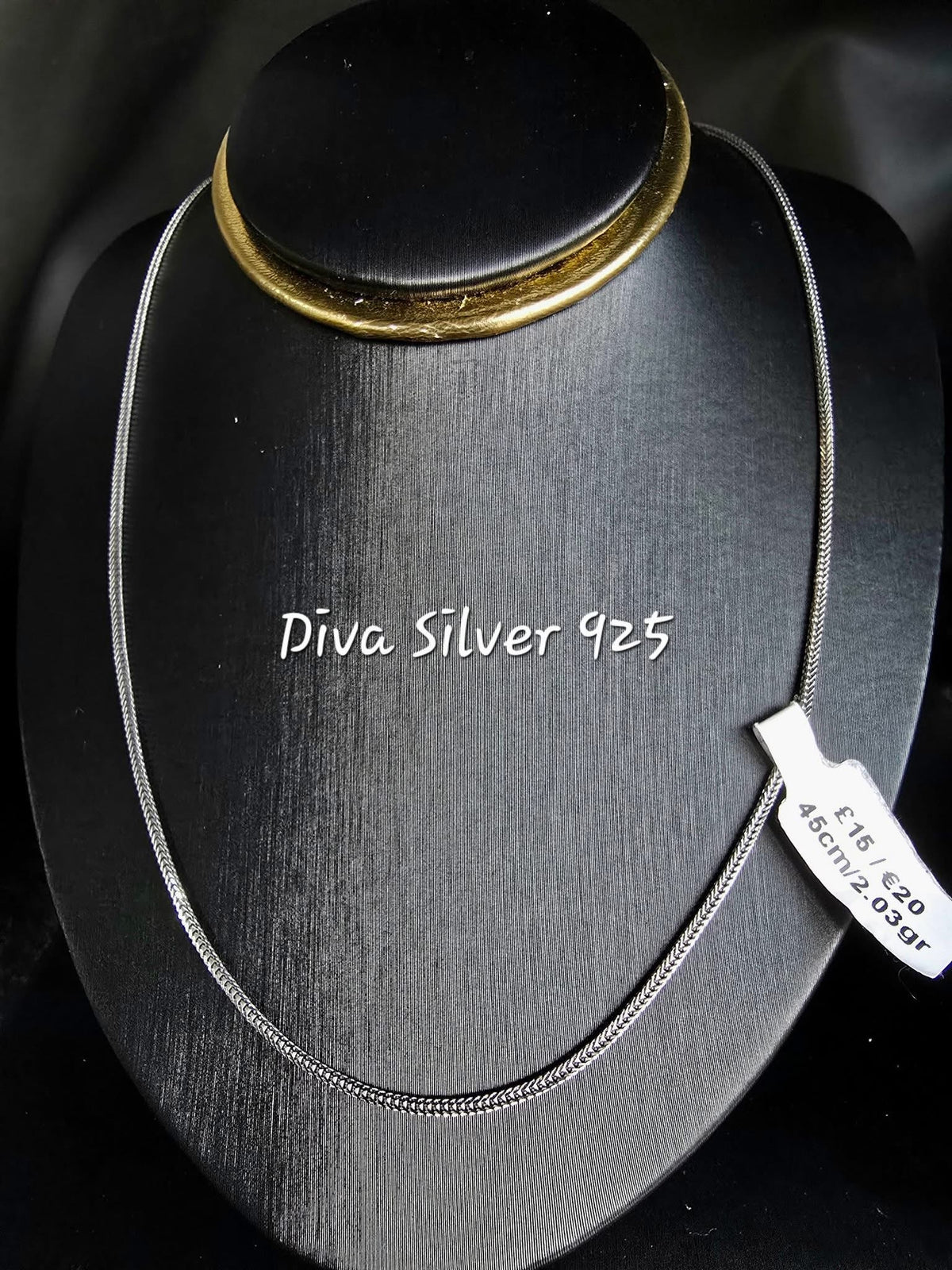 925 Sterling Silver Herringbone-Style Chain – 45cm – 2.03g