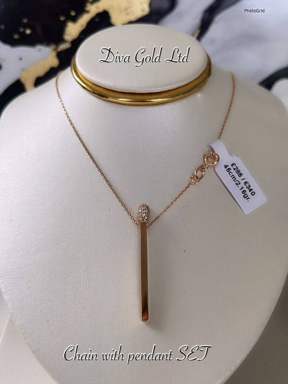 Gold Chain with pendant. 45cm