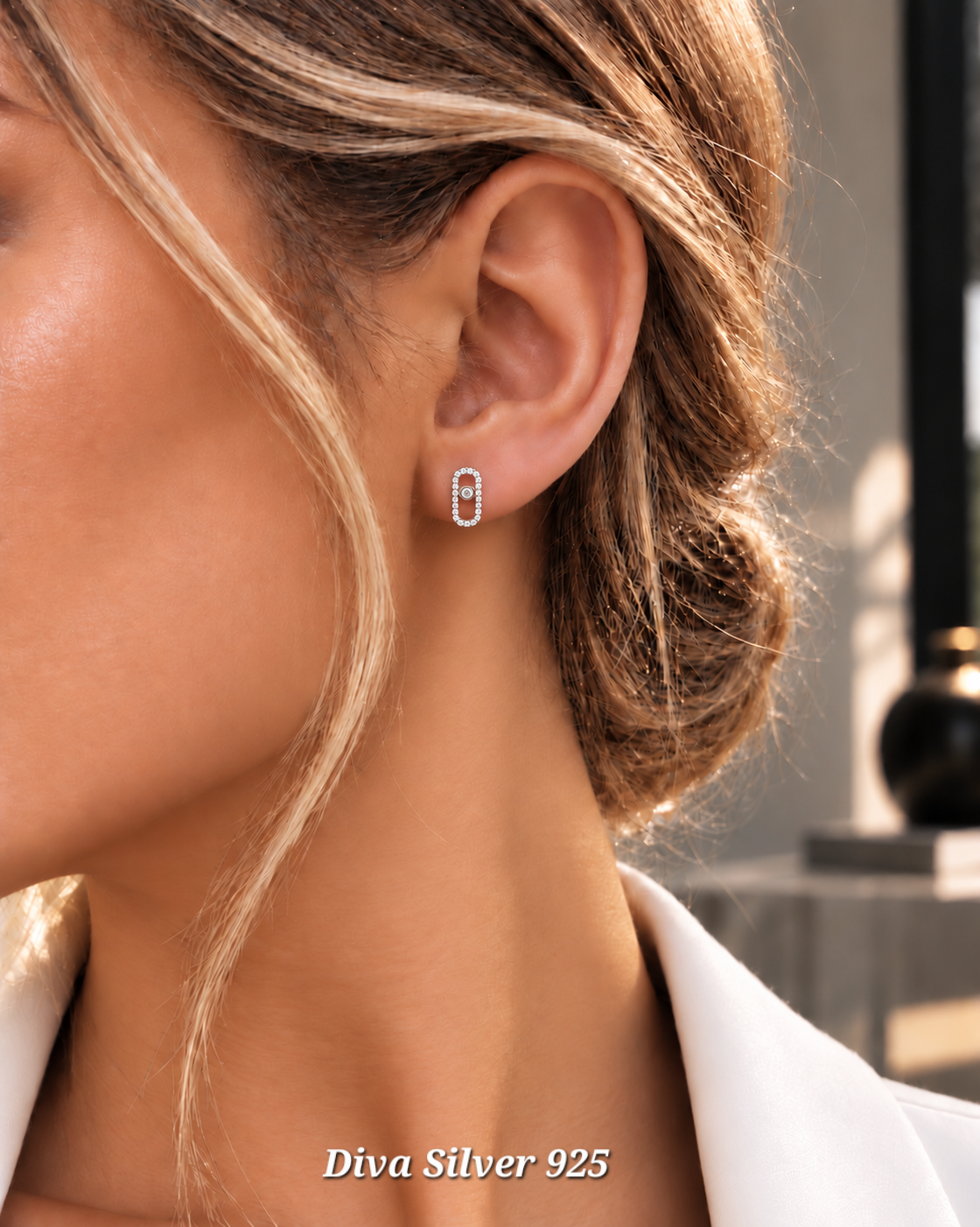 Sterling Silver Sttuning Women Stud Earrings
