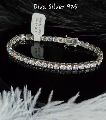 925 Sterling Silver Shimmering Bracelet