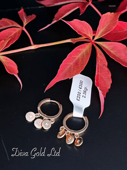 Kids gold 585 earrings.