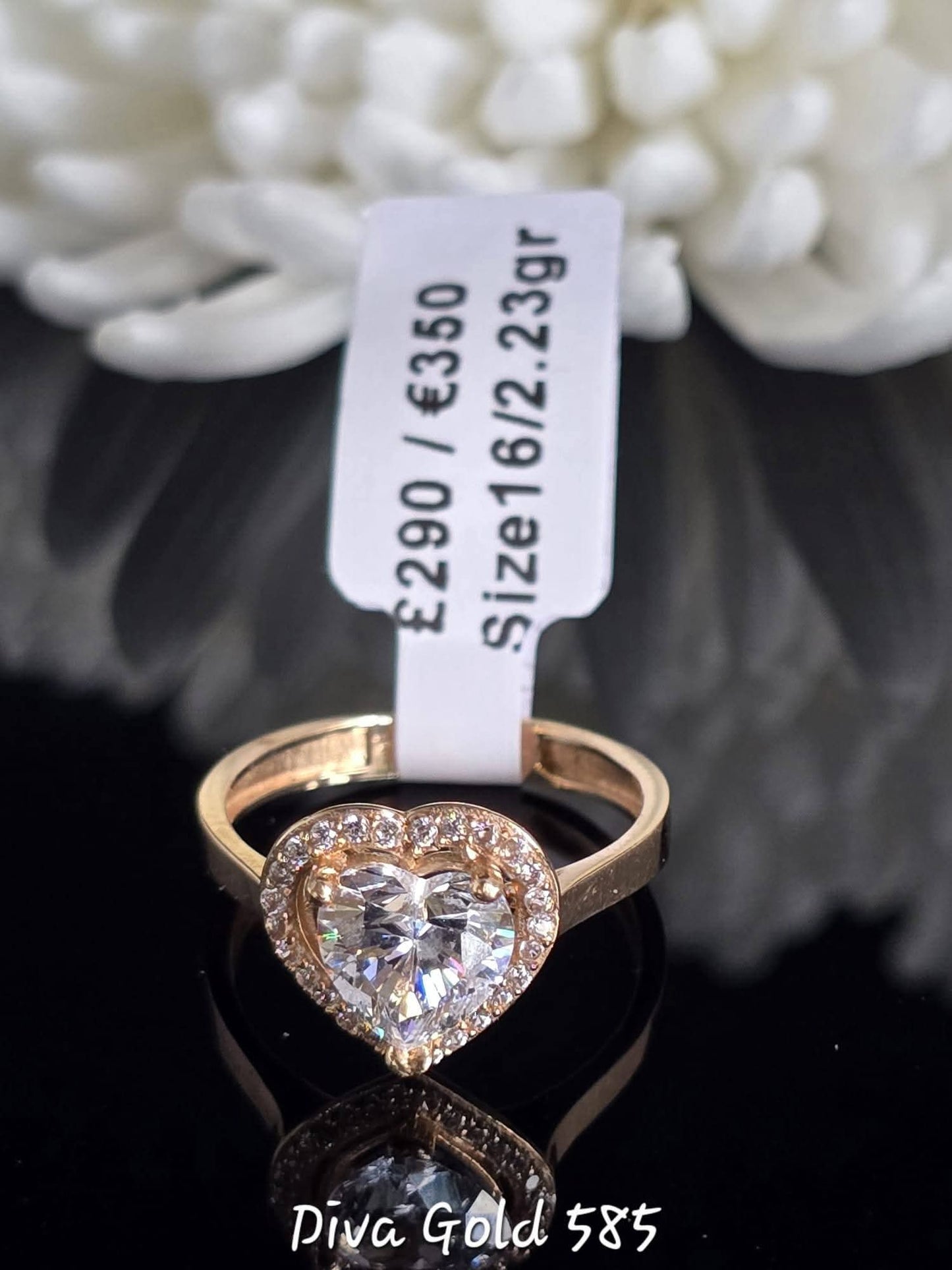 Gold women heart ring.Size 16