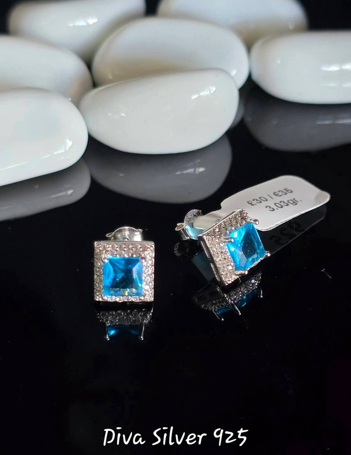 Sterling Silver Blue Stuning Women Stud Earrings