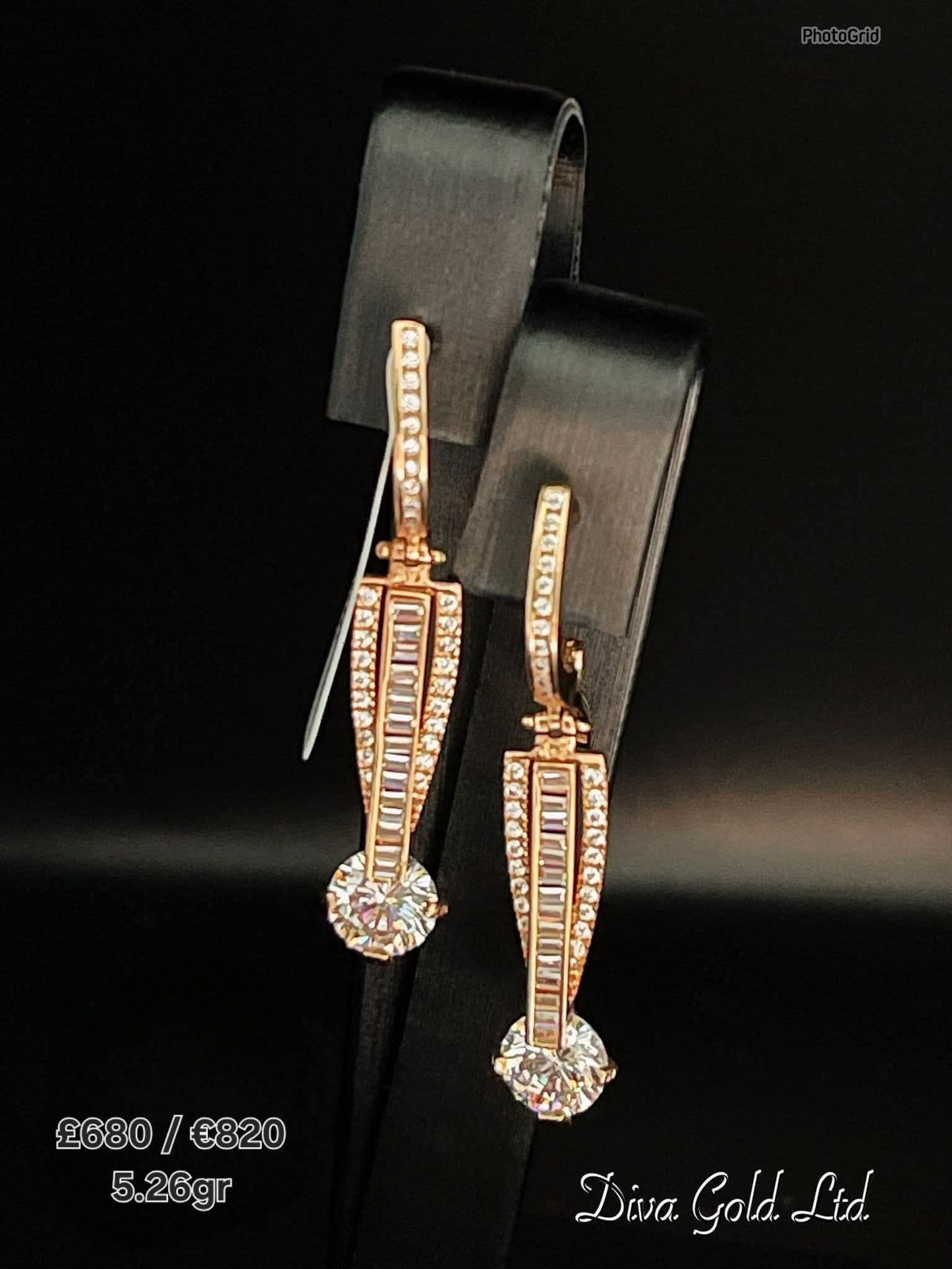 585 Gold earrings. 5.26gr