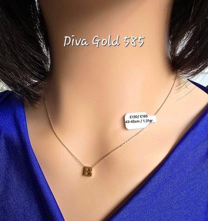 Gold chain with letter B pendant. 43-45cm