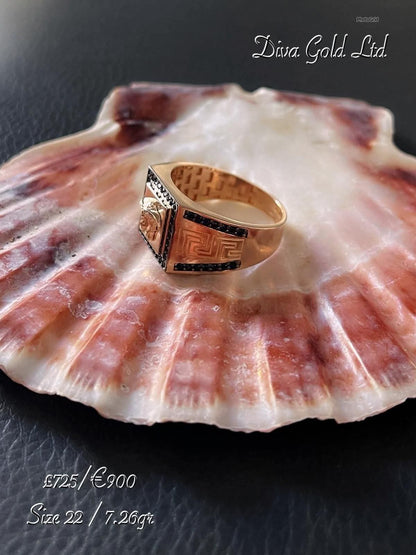 Gold 585 ring. Size 22