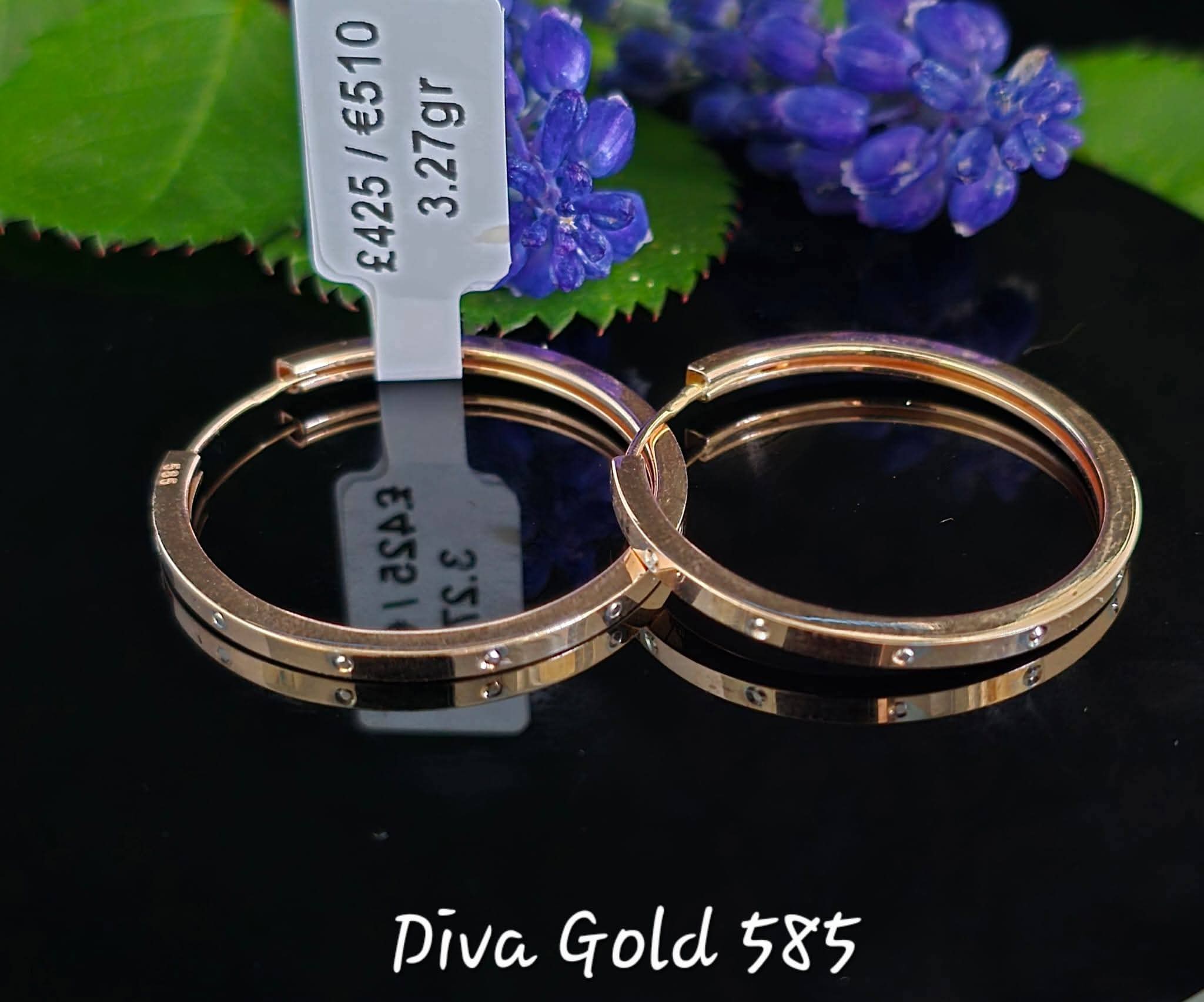 585 Gold hoop earrings. 2.8cm / 3.27gr