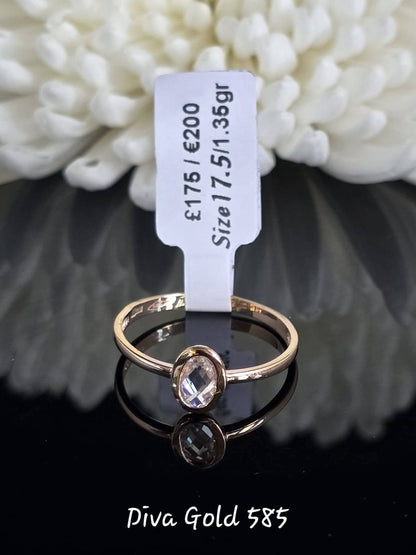 Gold women Ring.Size 17.5