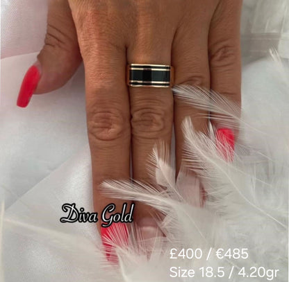 Gold unisex ring. Size 18.5