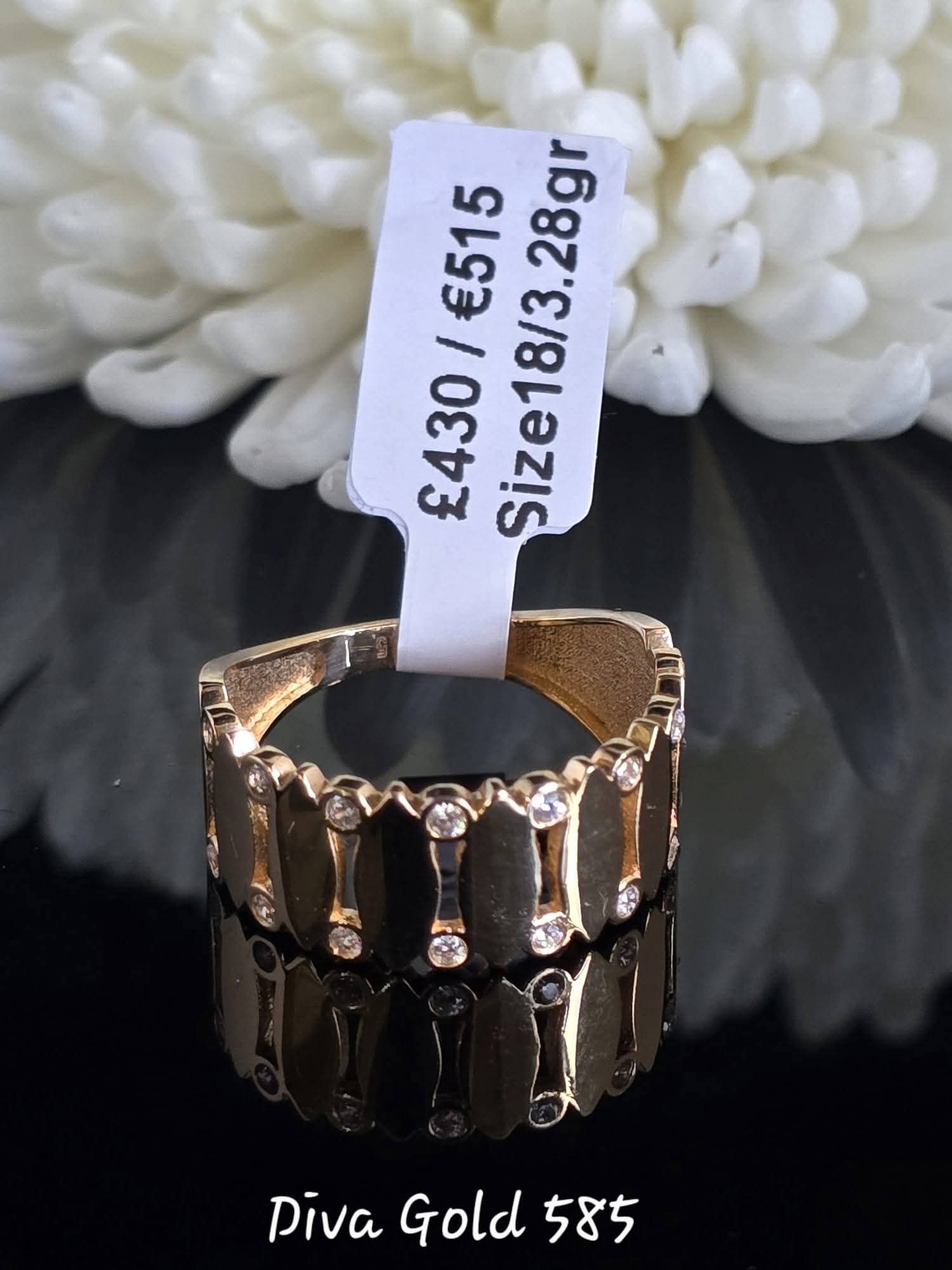 Gold women Ring.Size 18