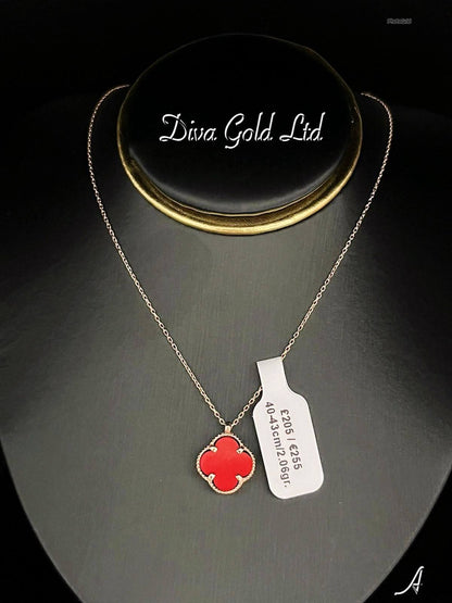 Gold chain with red clover pendant. 40-43cm