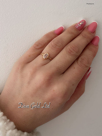 Gold women Ring.Size 17.5