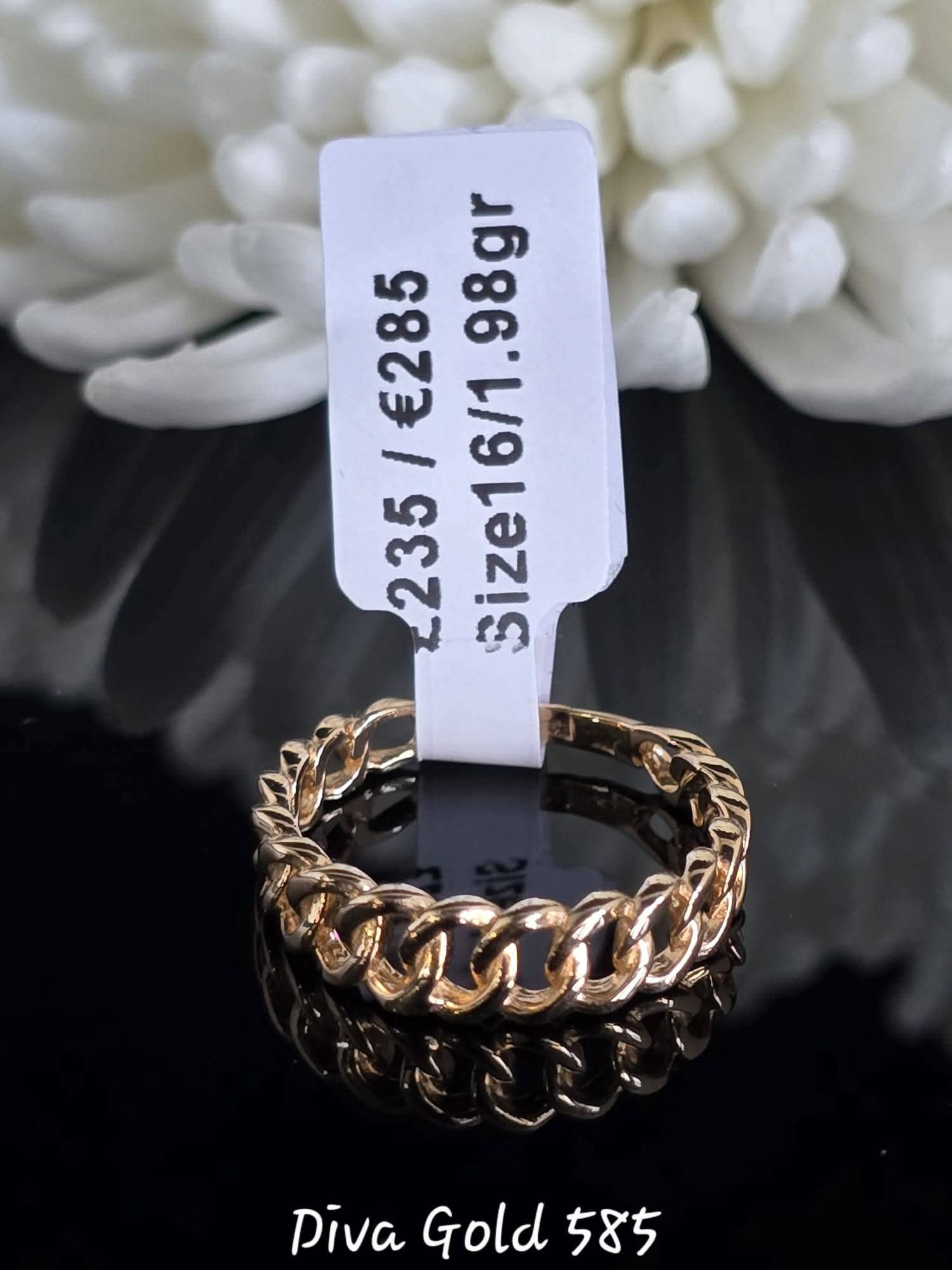 Gold women ring.Size 16