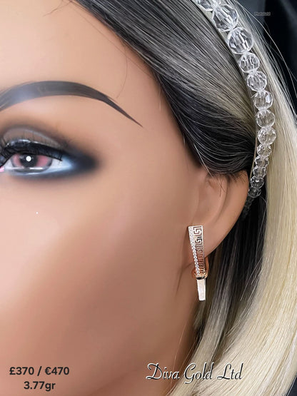 Gold 585 earrings with topaz stones