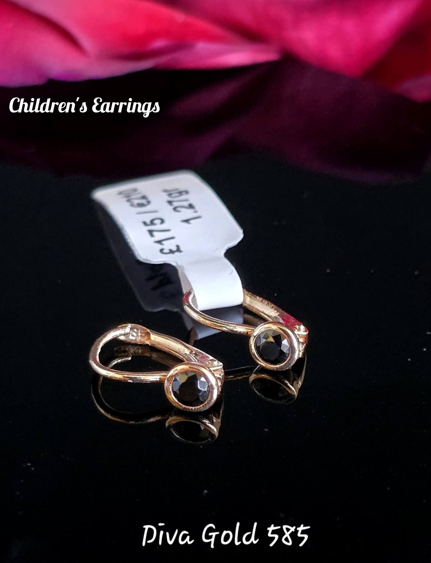 children's gold earrings. 1.27gr