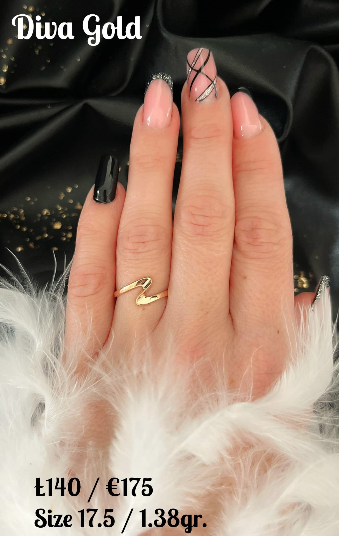 Gold ring. Size 17.5