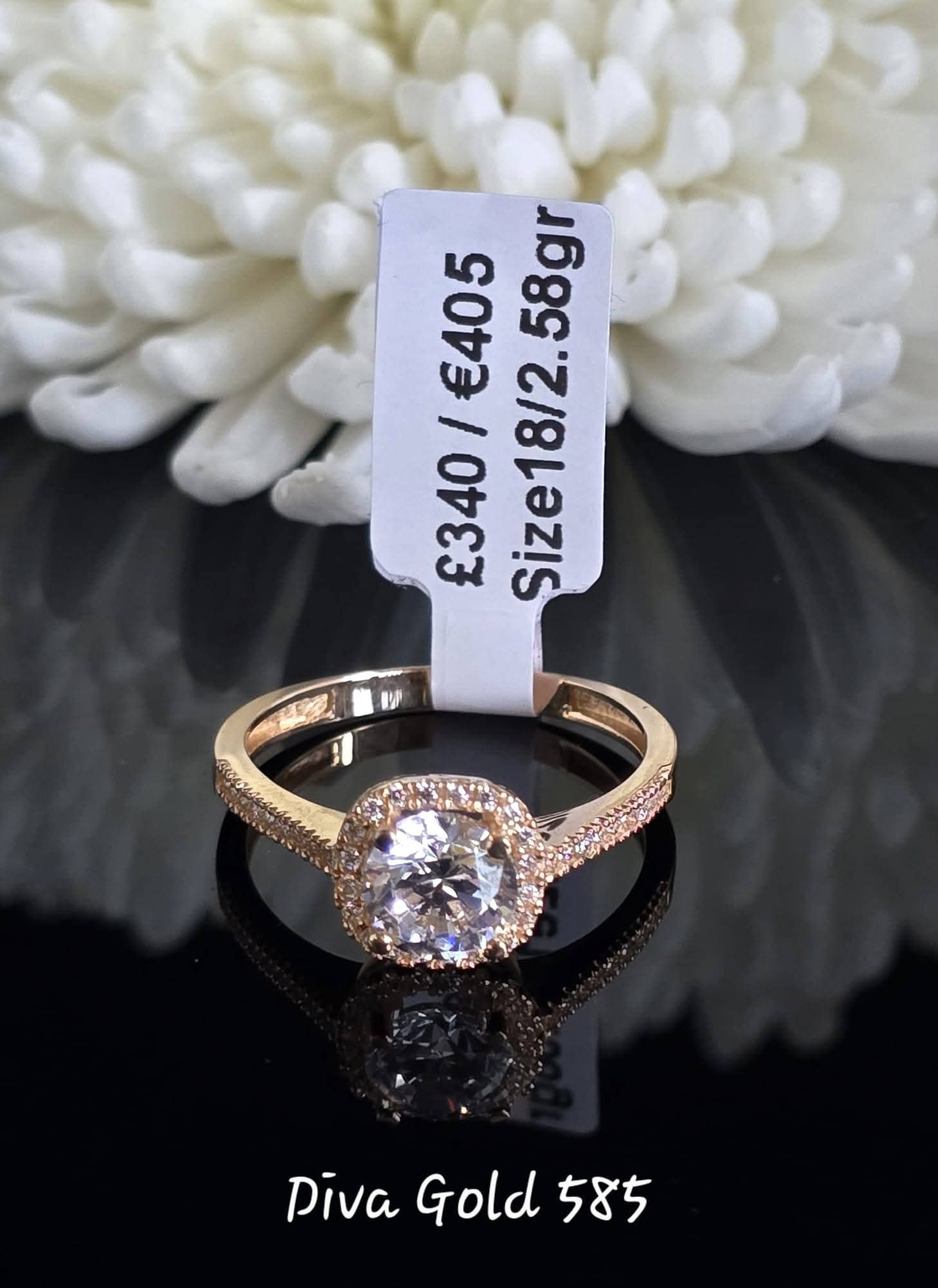 Gold women Ring.Size 18
