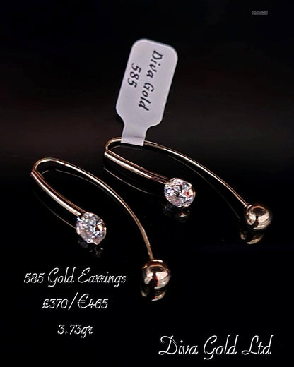 Gold 585 earrings.