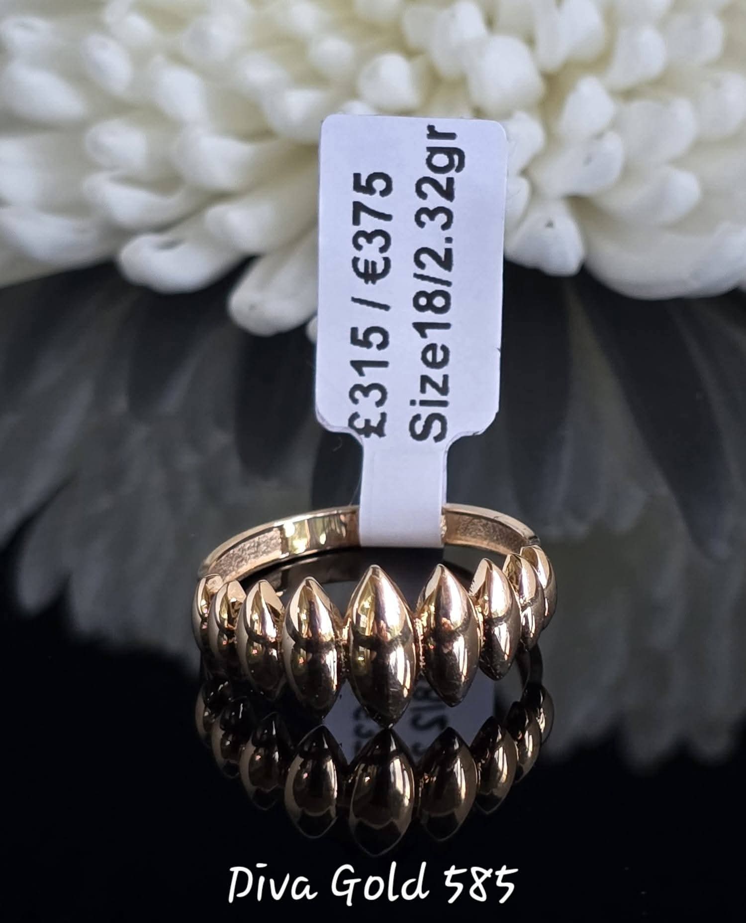Gold women Ring.Size 18