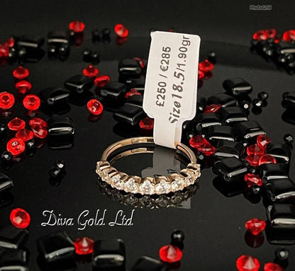 Gold women Ring with white zircon stones. Size 18.5