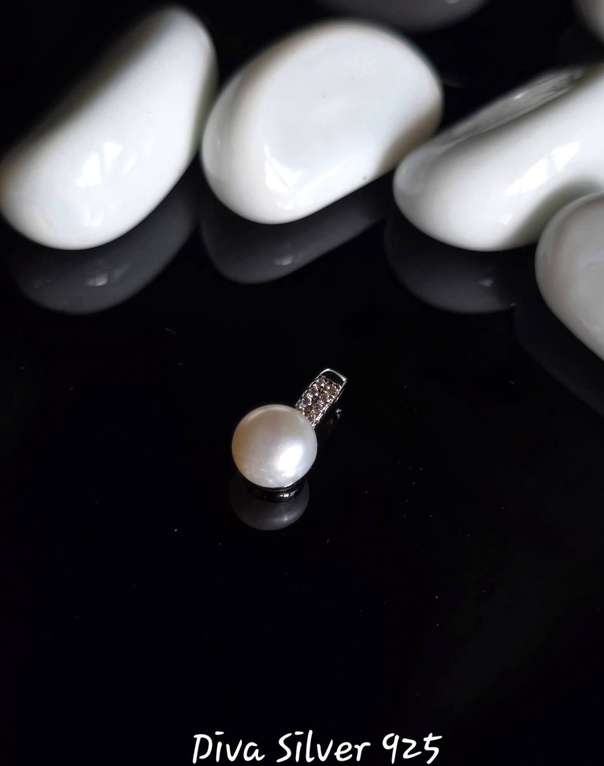 925 Sterling Pearl Pendant