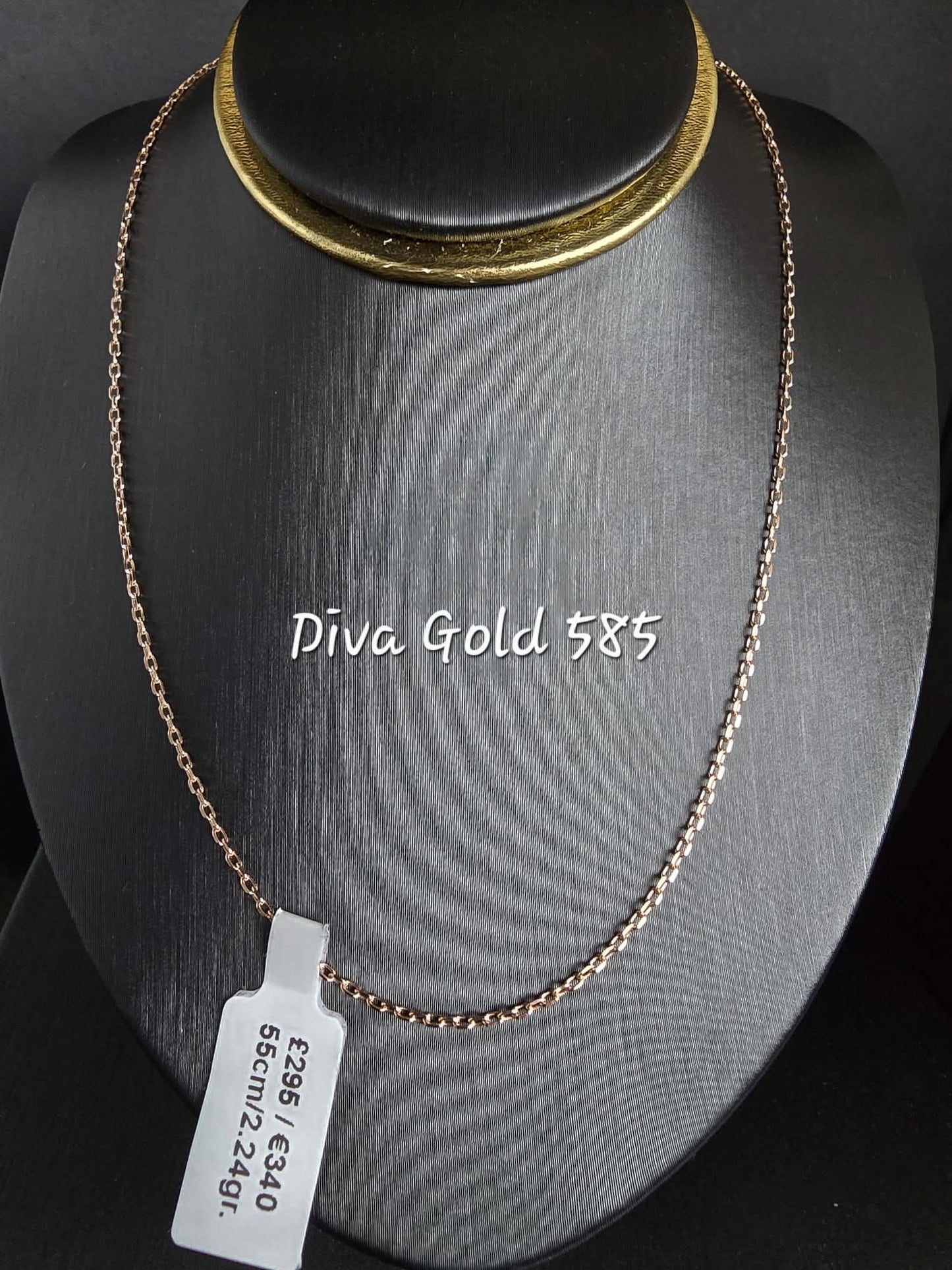 585 Gold chain 55cm. 2.24gr