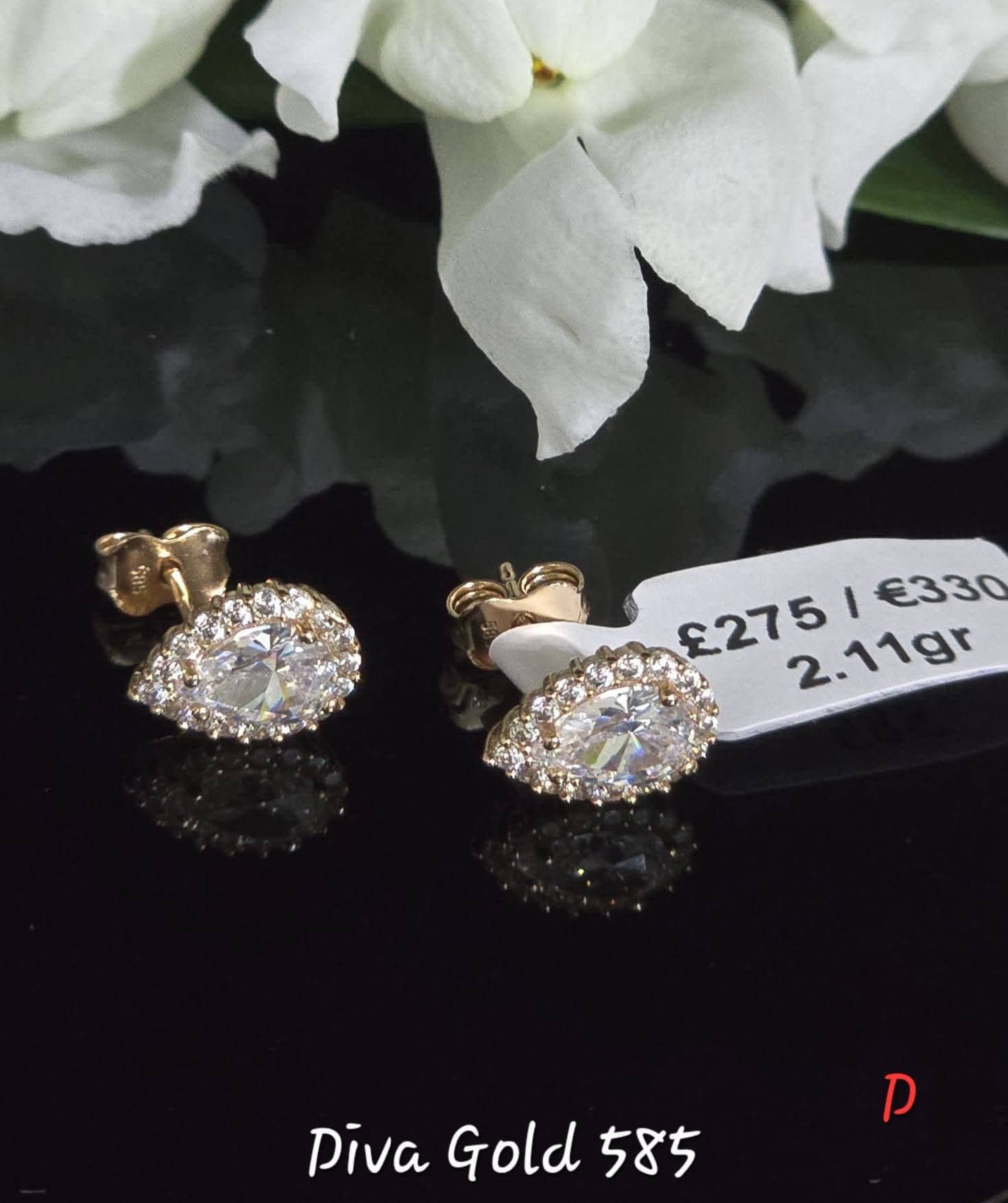 Stud gold earrings / white zircon stones