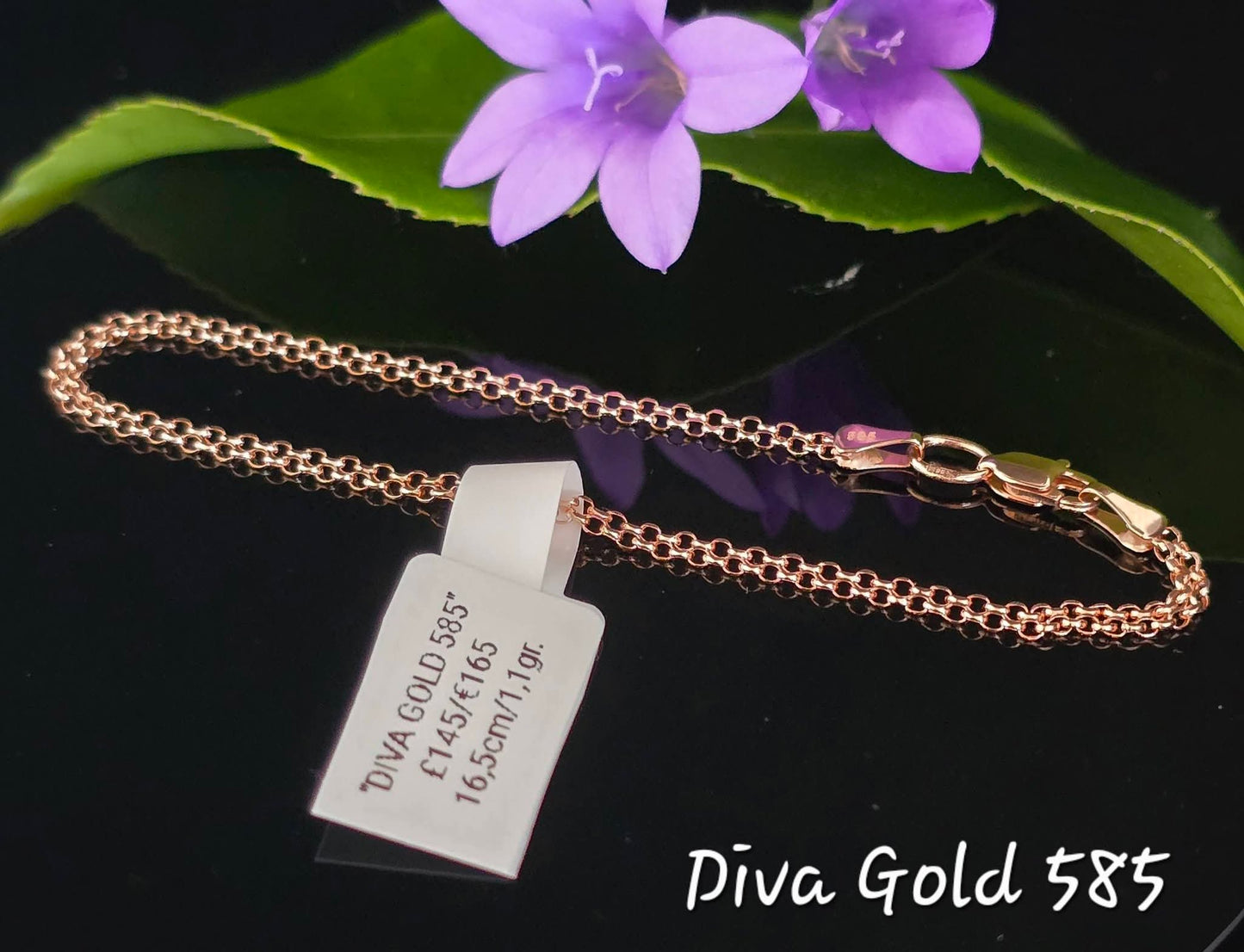 585 Gold bracelet. 16.5cm