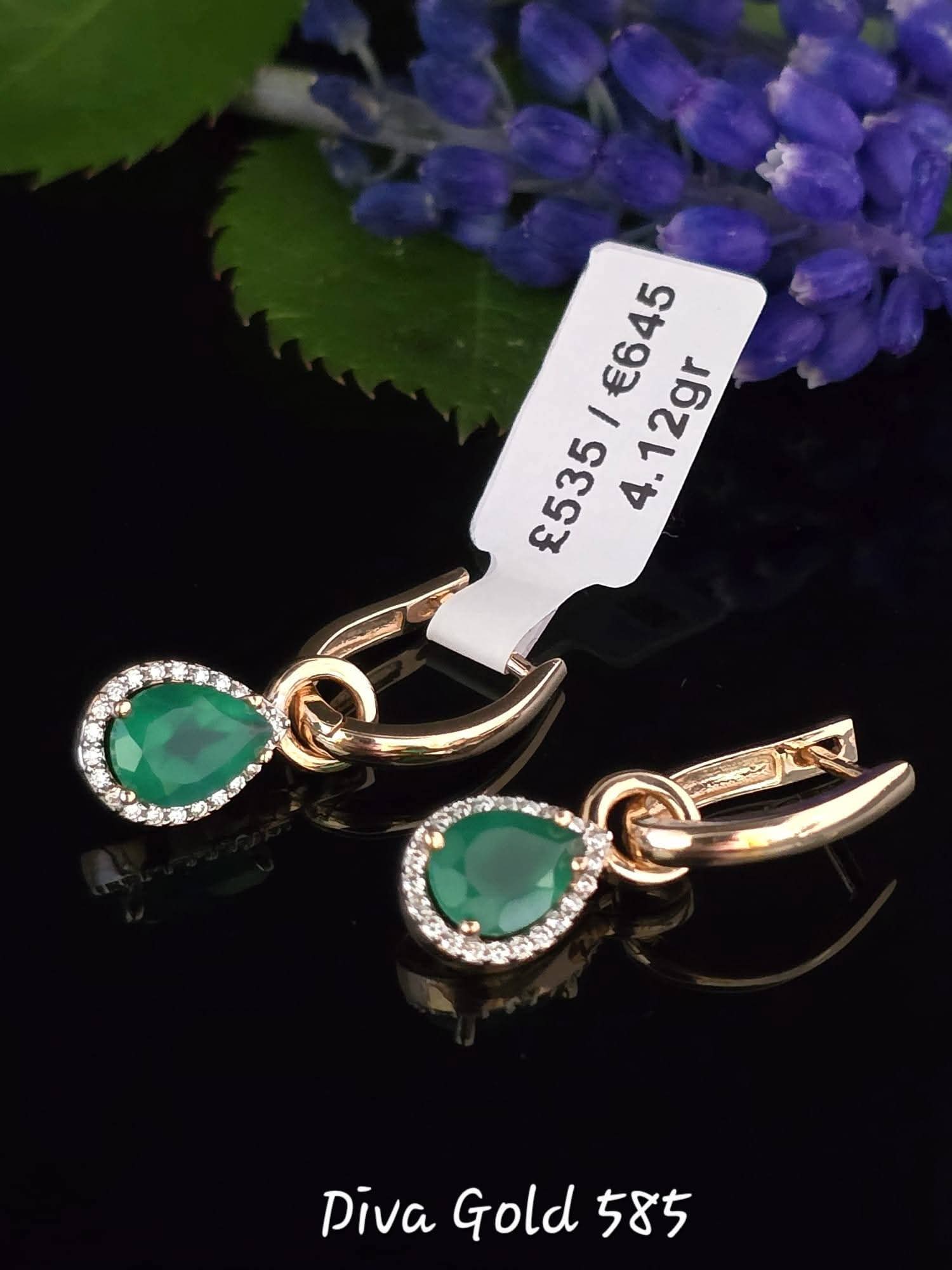 585 Gold earrings. 4.12gr