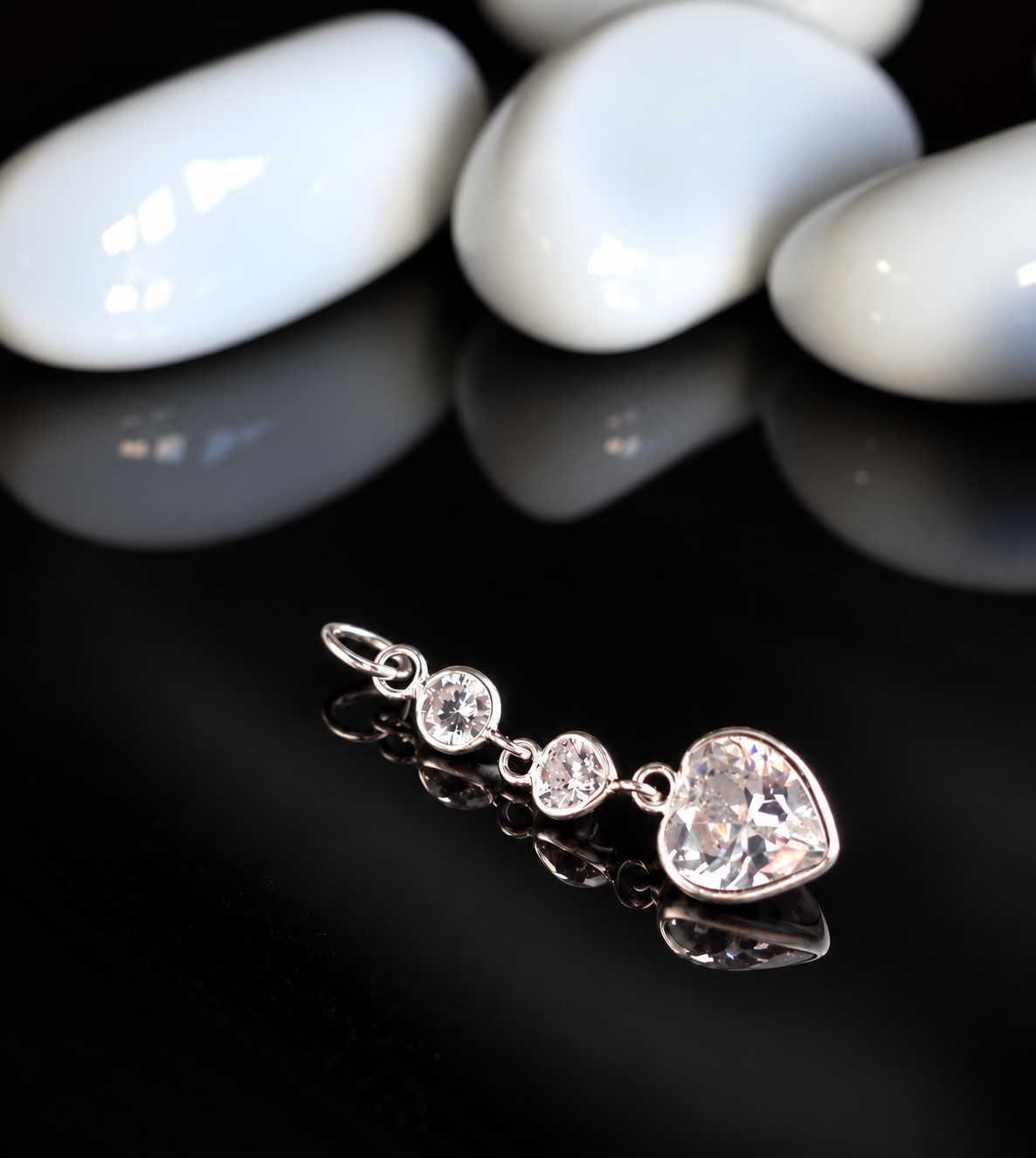 925 Sterling Stunning Heart Pendant