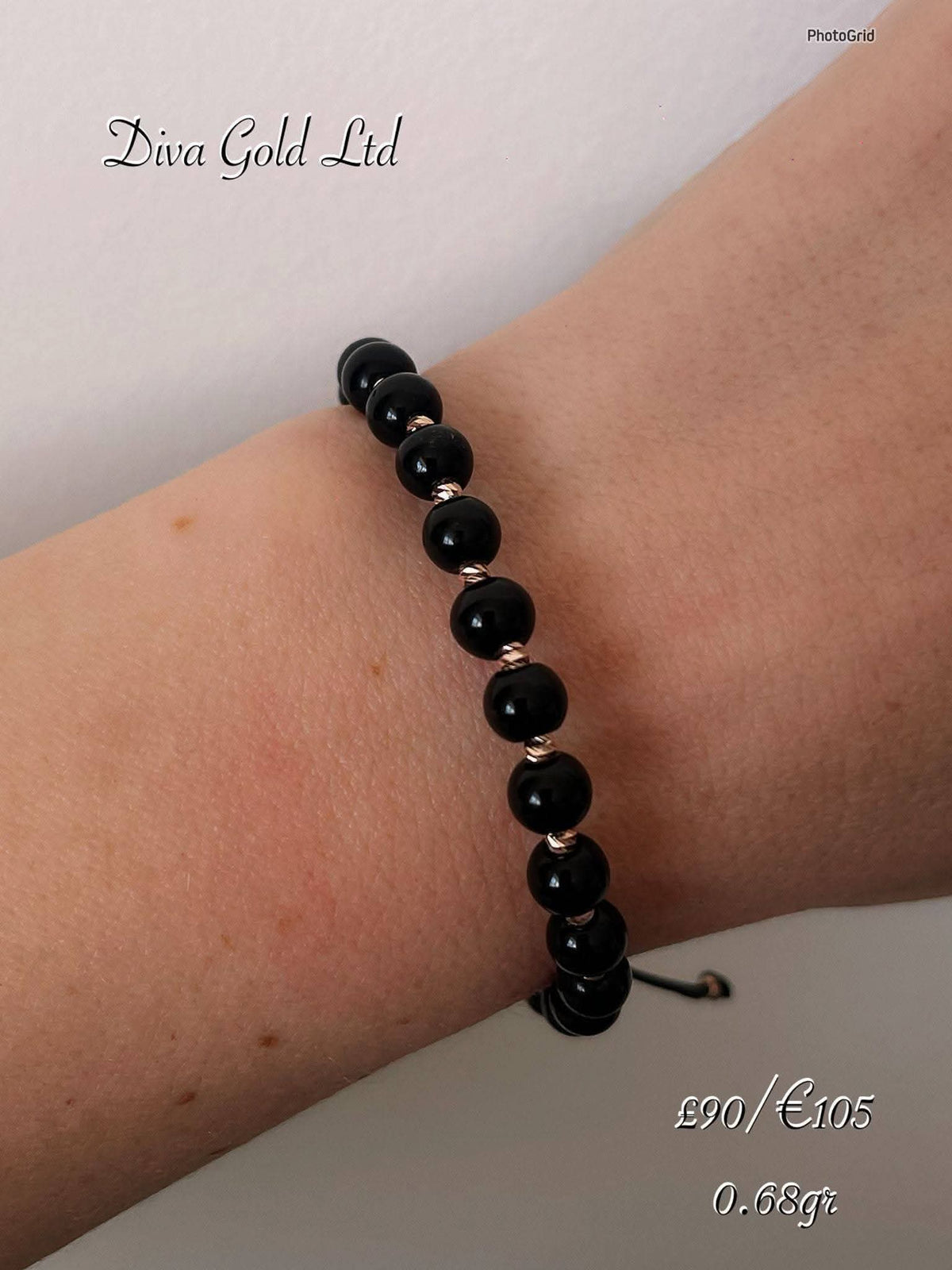 Black thread bracelet with 585 gold details. 0.68gram