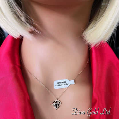 Gold chain with black zircon stones pendant. 42-45cm