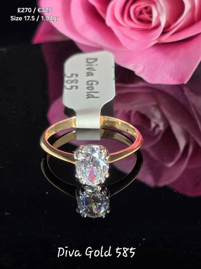 Gold women Ring.Size 17.5