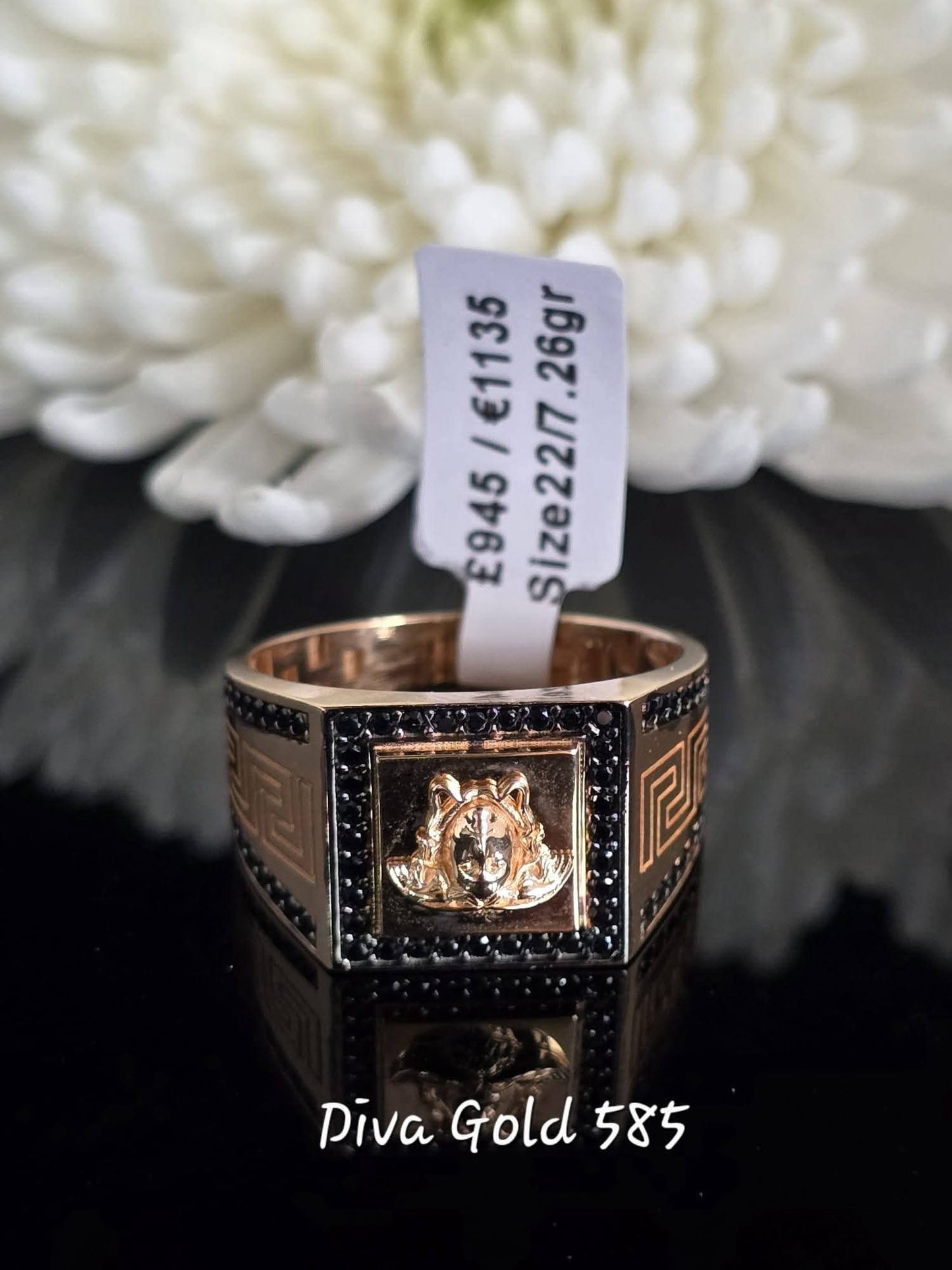 Men's gold 585 ring with black zircon stones. Size 22