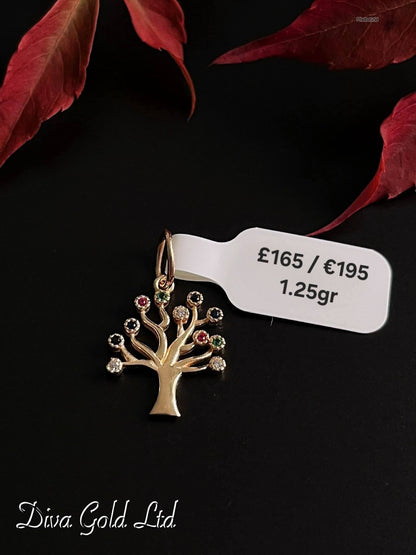 585 Gold family tree pendant. 1.25gr