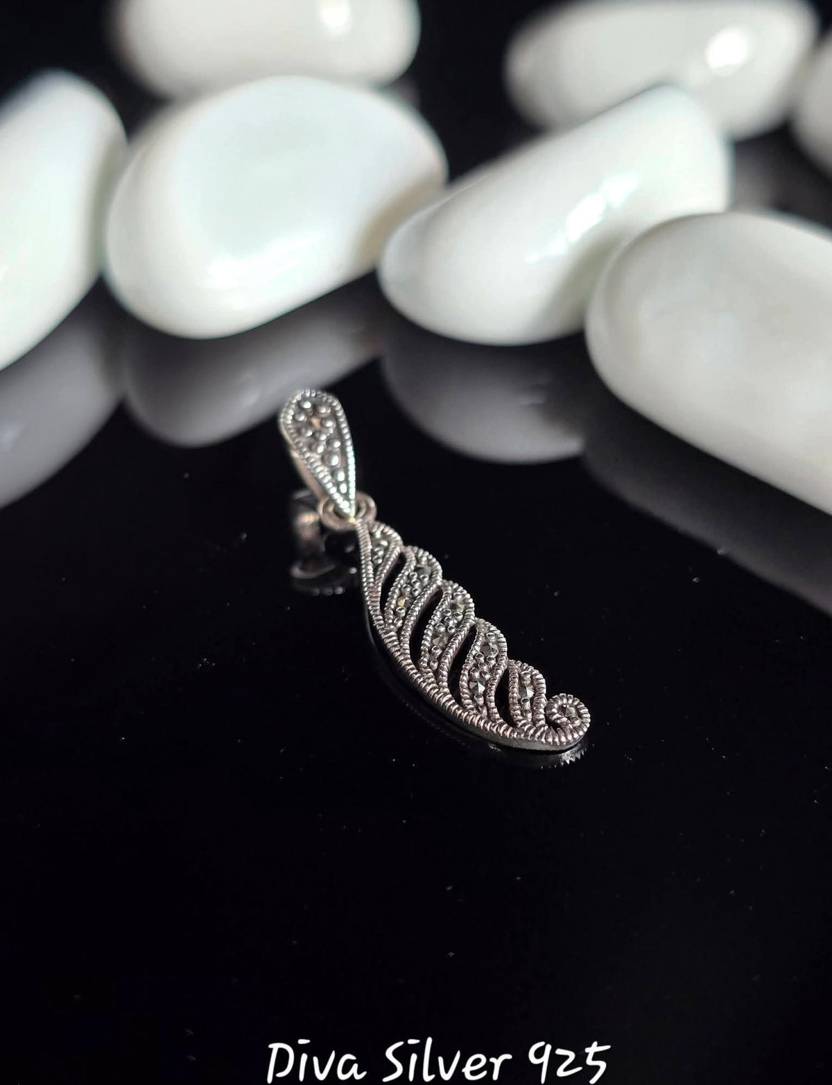 925 Sterling Lovely Pendant