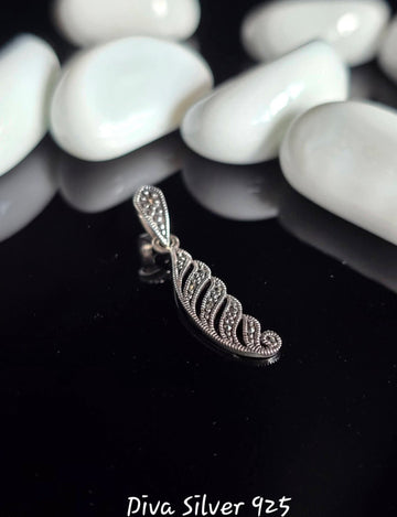 925 Sterling Lovely Pendant