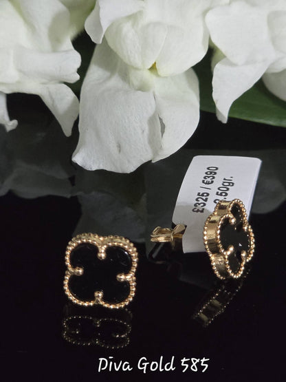 Stud black clover gold earrings.