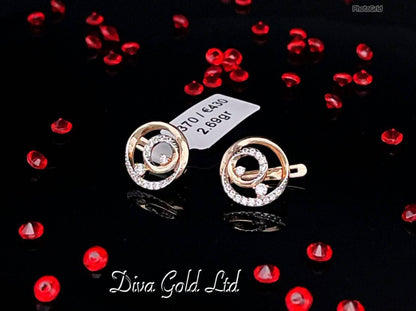 585 Gold earrings. 2.69gr