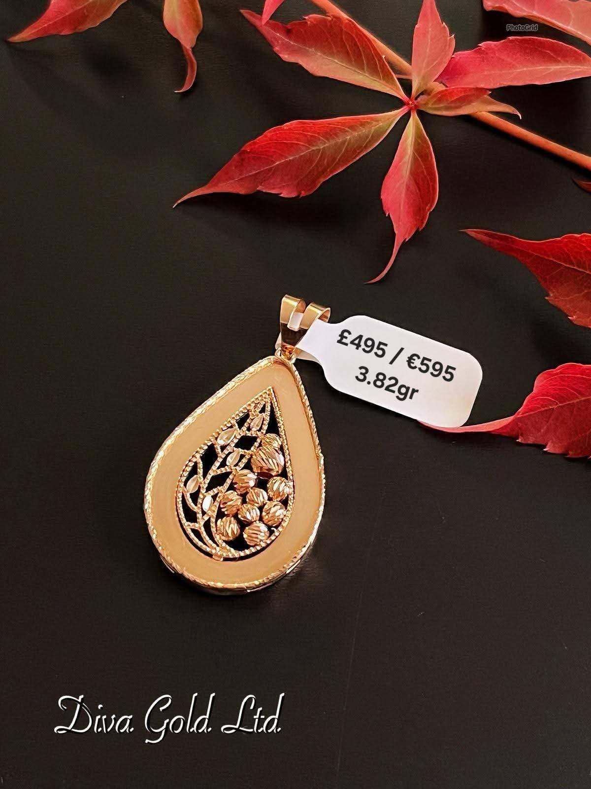 585 Gold pendant. 3.82gr