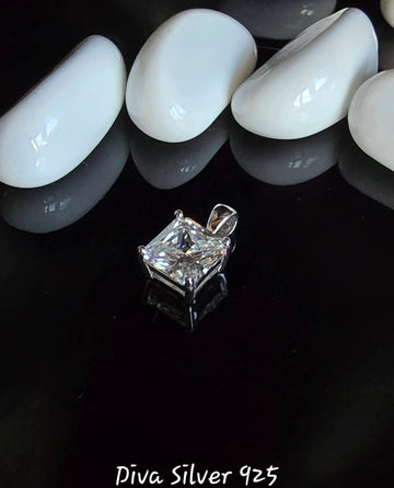 925 Sterling Shining Pendant