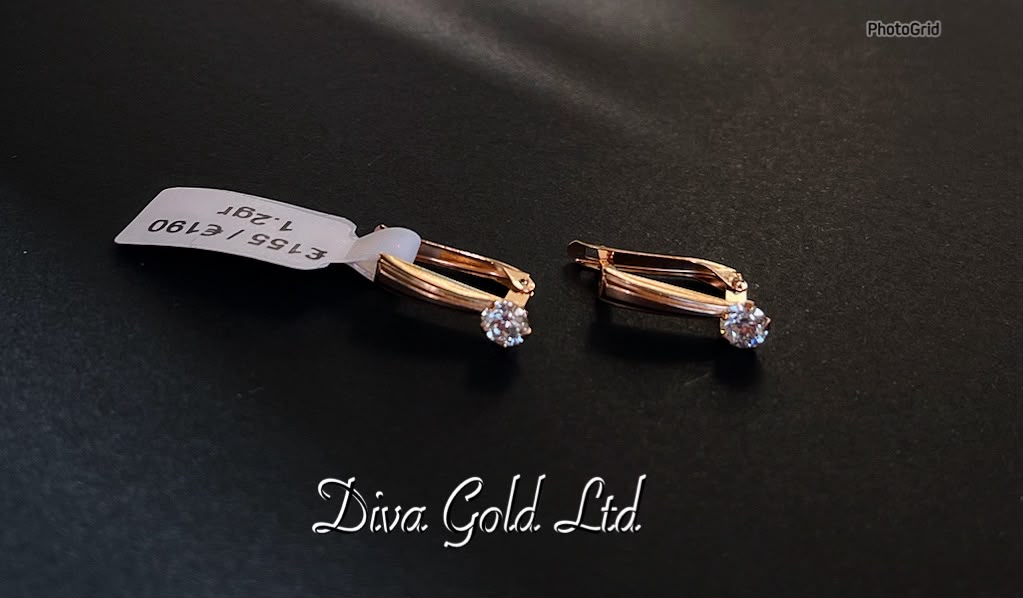 585 Gold earrings. 1.20gr